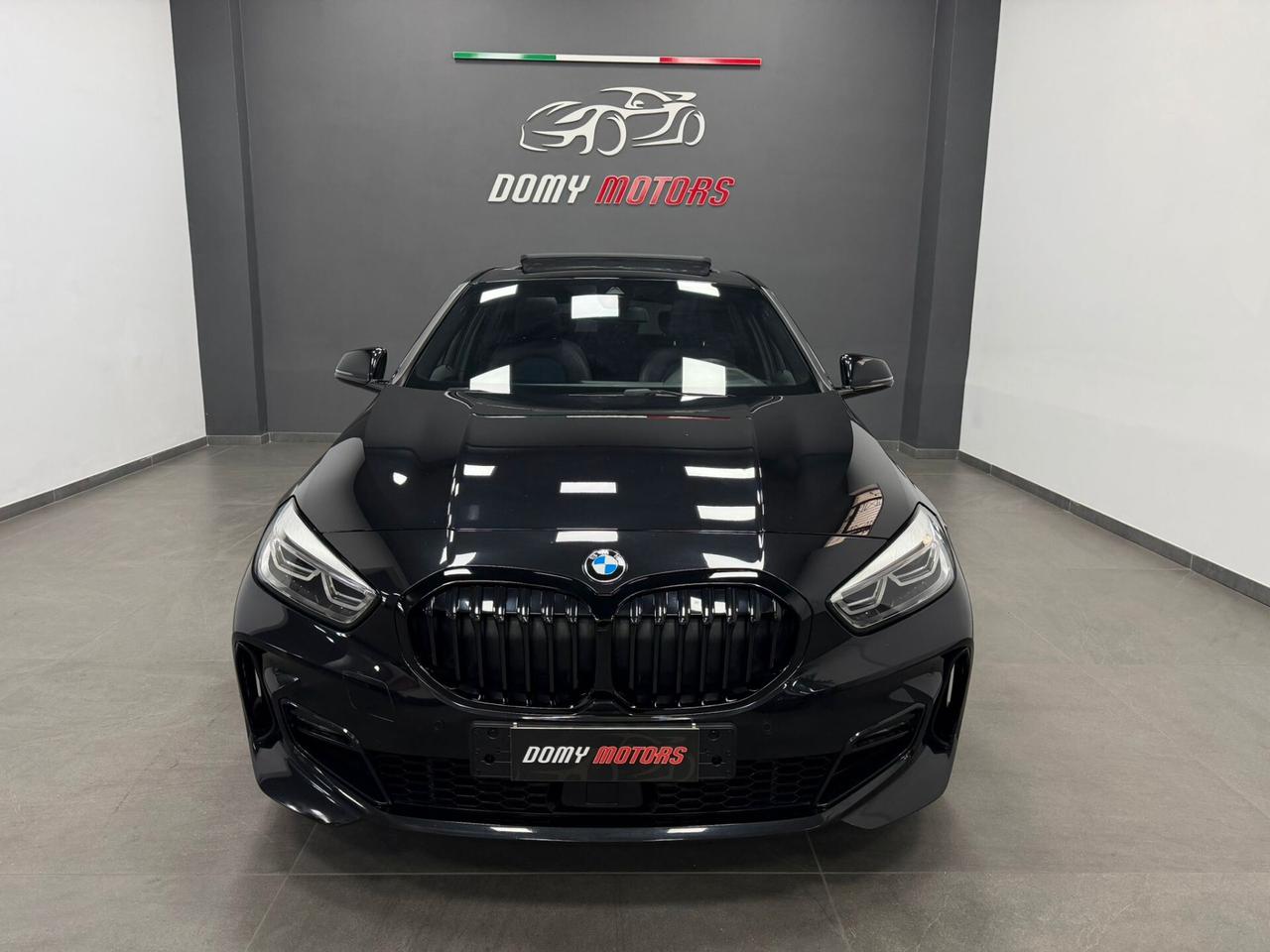 Bmw 118 118d 5p. Msport