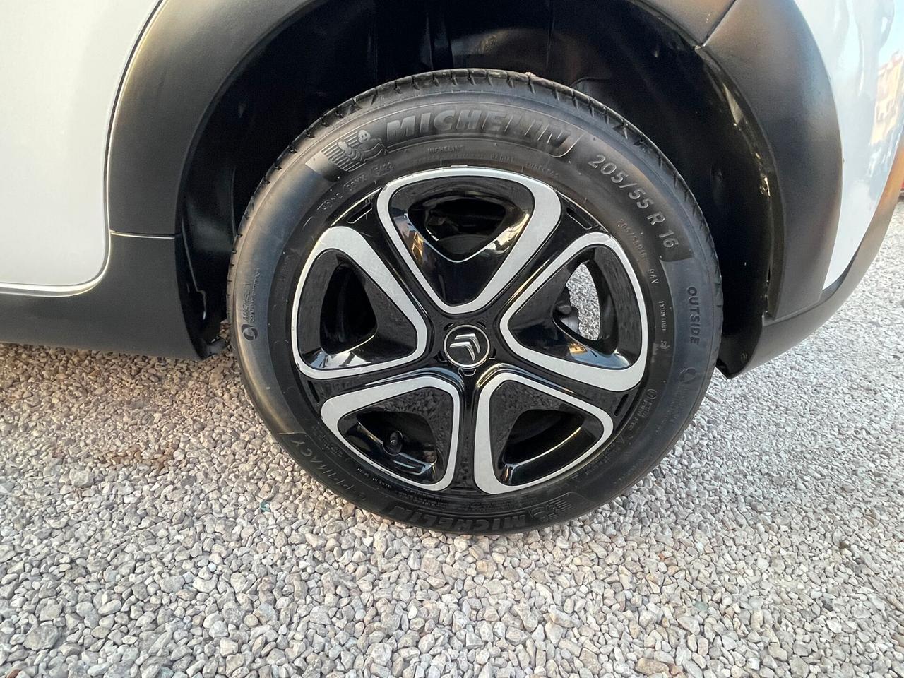 Citroen C3 PureTech 110 S&S EAT6 Shine Pack
