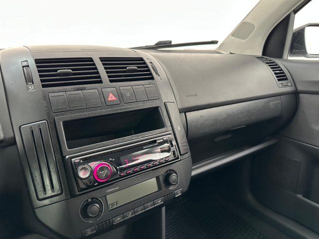 VOLKSWAGEN Polo 1.4/75CV 16V 5p. NEOPATENTATI