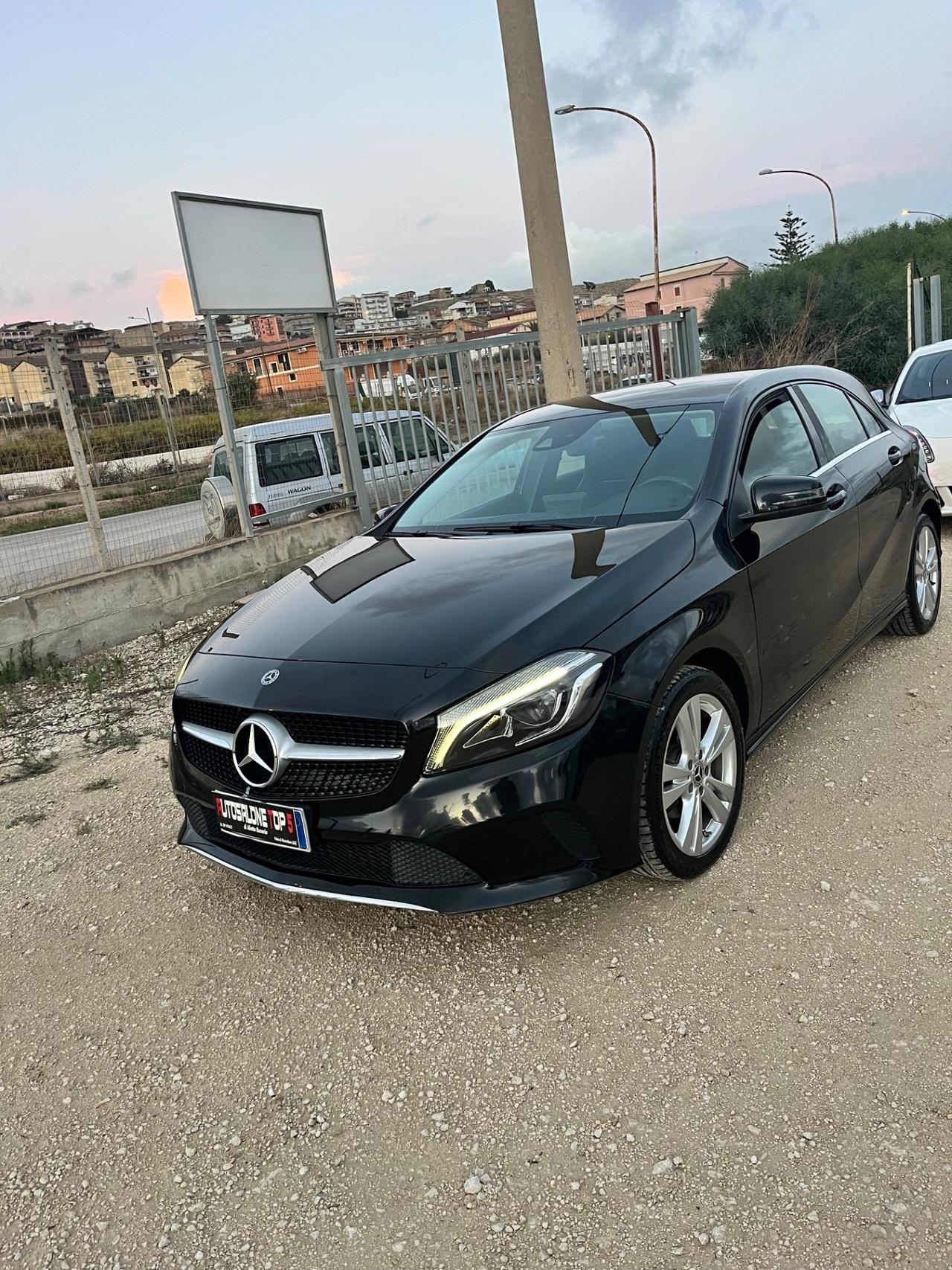 Mercedes-benz A 180 d Sport navigatore fari uxeno 2018