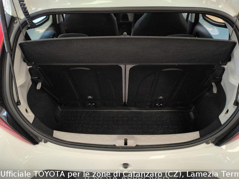 Toyota Aygo Aygo Connect 1.0 VVT-i 72 CV 5 porte x-play MMT