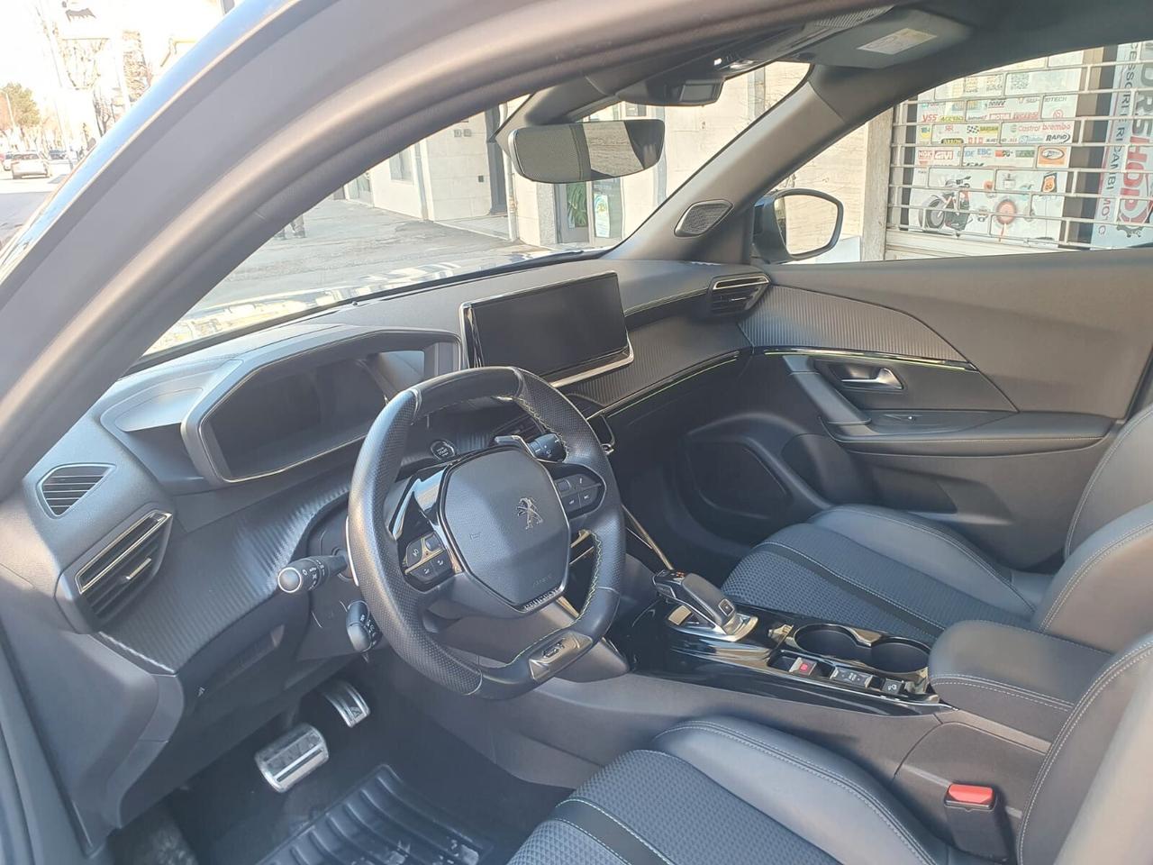 Peugeot 2008 BlueHDi 130 S&S EAT8 GT Line