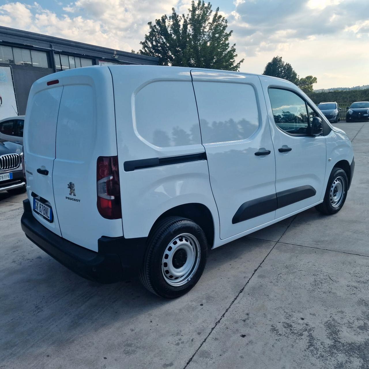 Peugeot Partner BlueHDi 100 S&S PL Furgone Premium 3 POSTI A SEDERE PREZZO IVA ESCLUSA