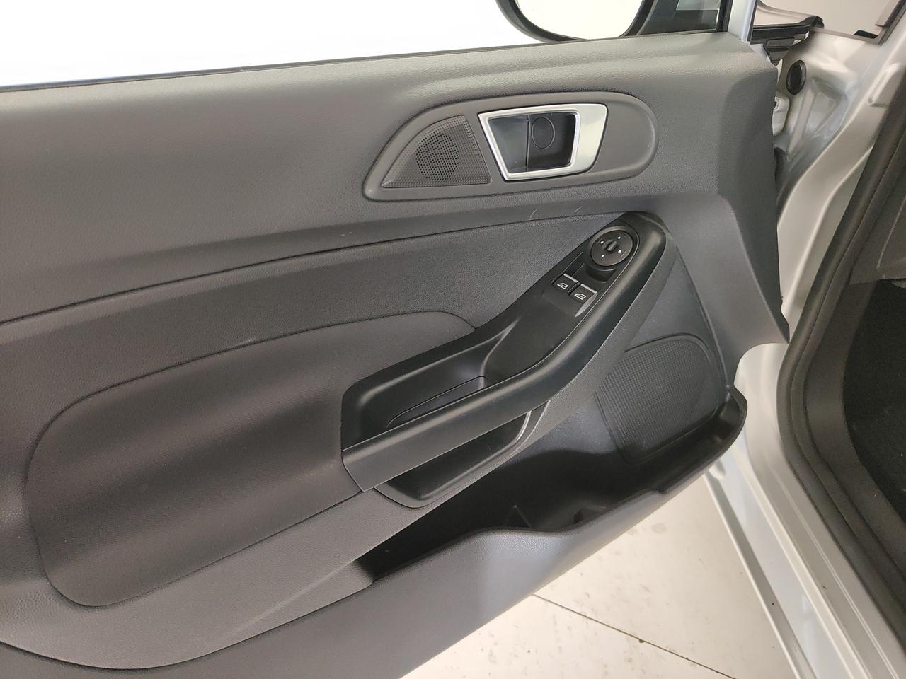 FORD Fiesta 5p 1.2 Plus 82cv