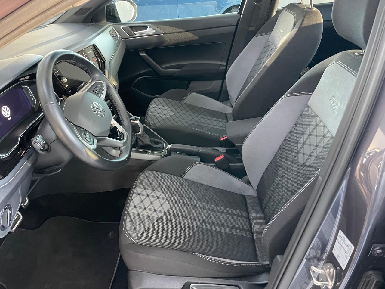 Volkswagen Taigo 1.0 TSI 115 CV DSG R-Line Clima Aut.