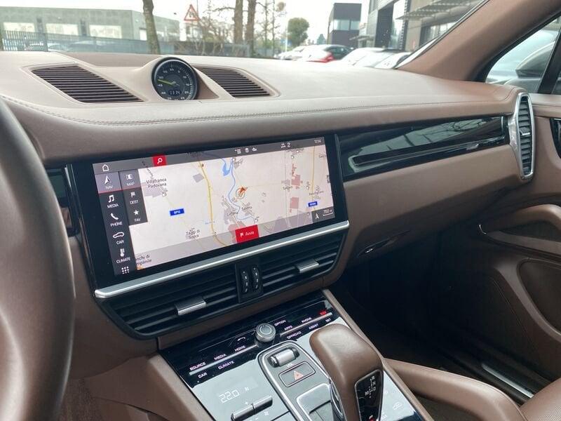 Porsche Cayenne 3.0 V6 E-Hybrid 462 CV