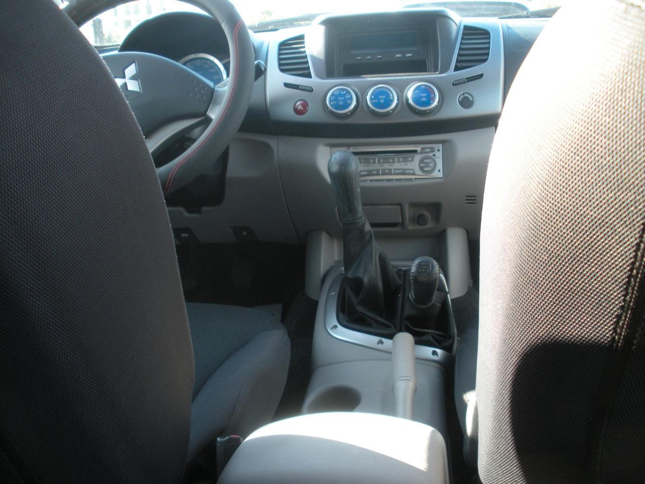 Mitsubishi L200 2.5 DI-D/136CV DC Intense DPF ''URAGAN''