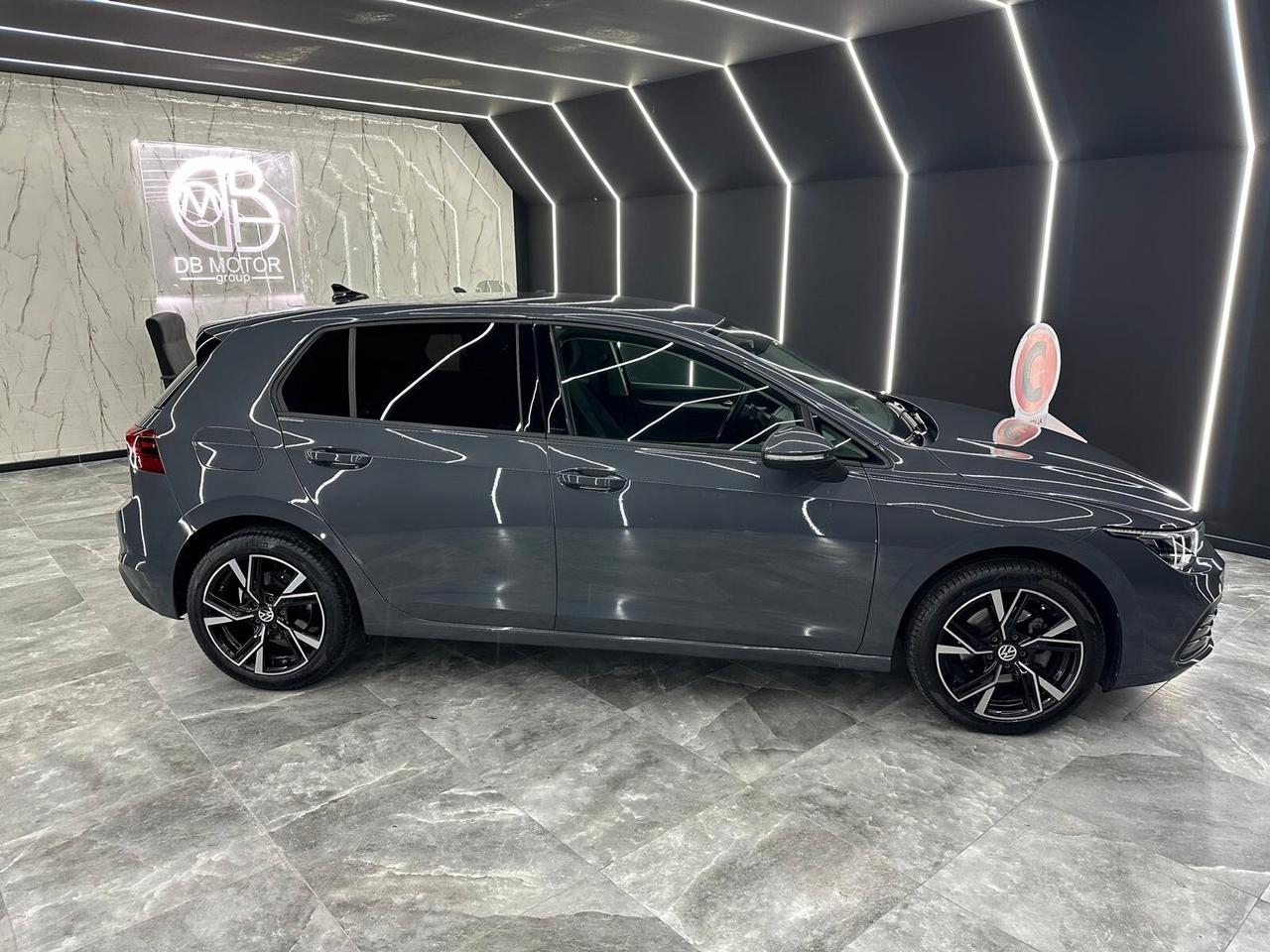 Volkswagen Golf Golf VIII 2020 2.0 tdi Style 115cv dsg