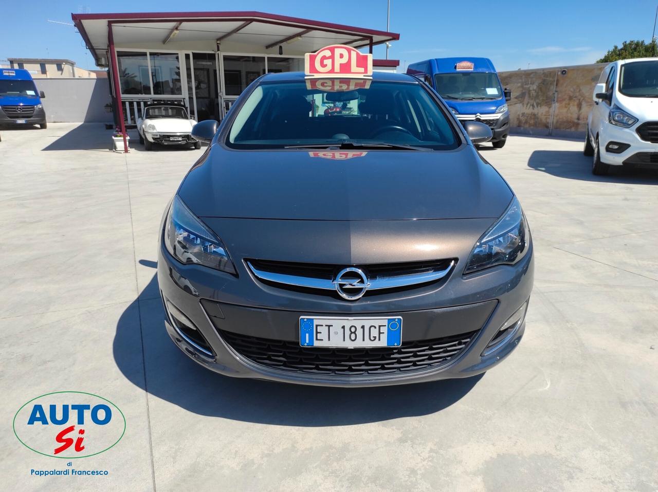 Opel Astra 1.4 Benzina/GPL - 140cv