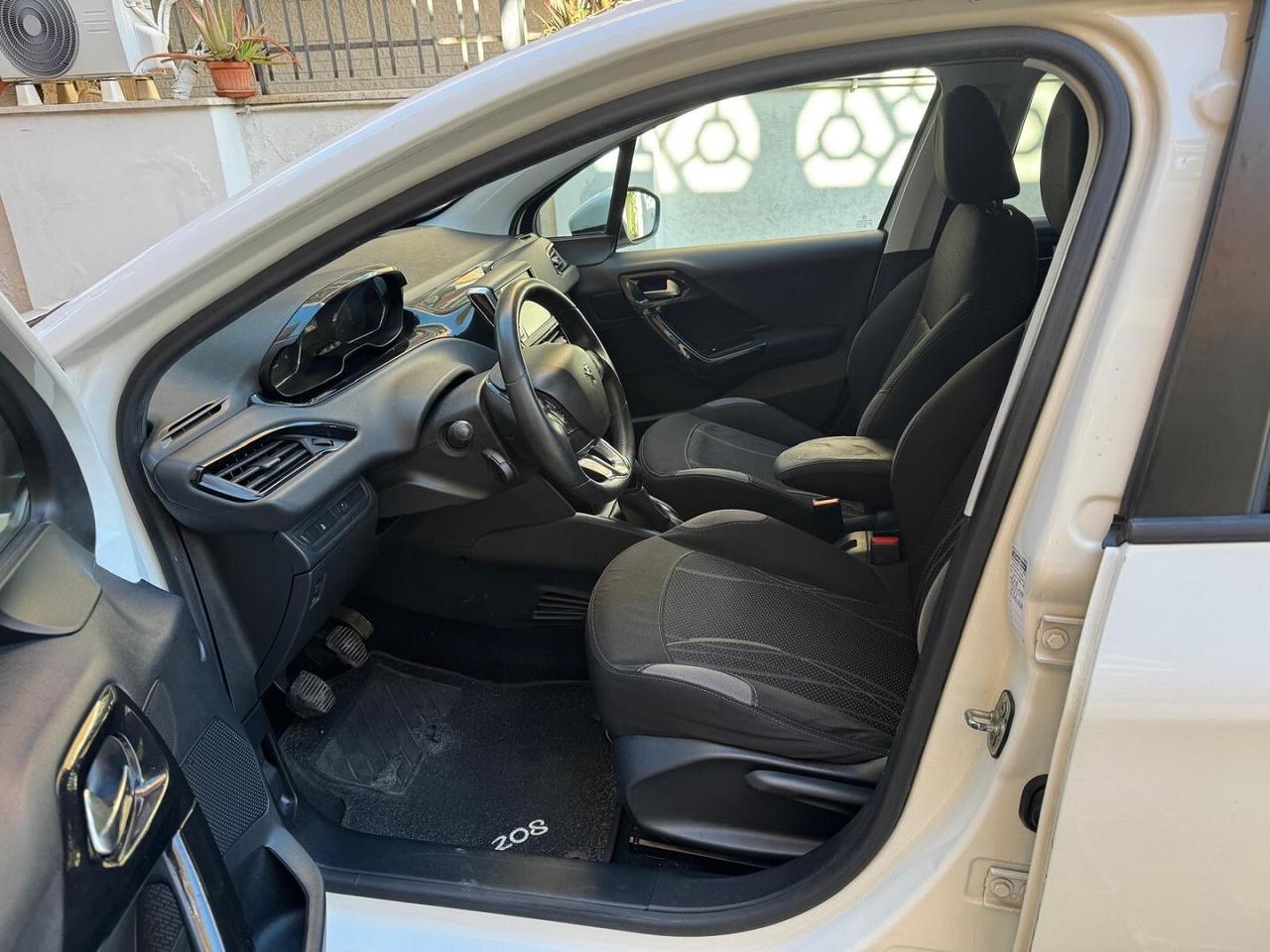 PEUGEOT 208 1.4 HDi 68CV 5 porte Active