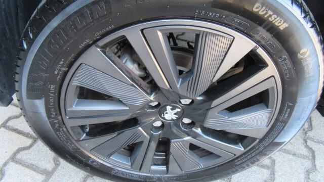Peugeot 2008 BlueHDi 130 S&S EAT8 GT Pack
