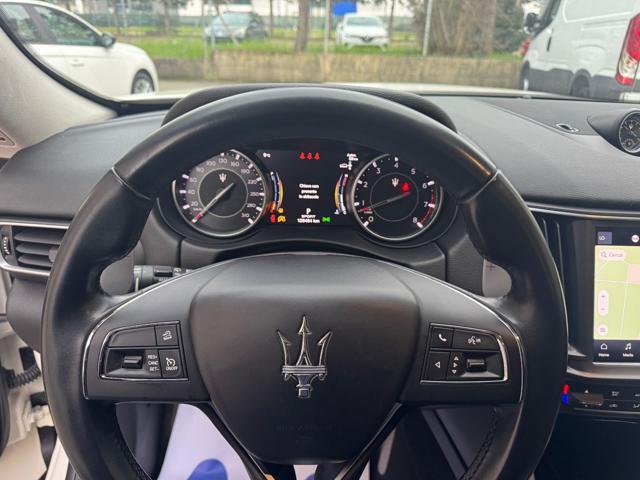 MASERATI Levante V6 Q4 350CV NAVI+RETR.