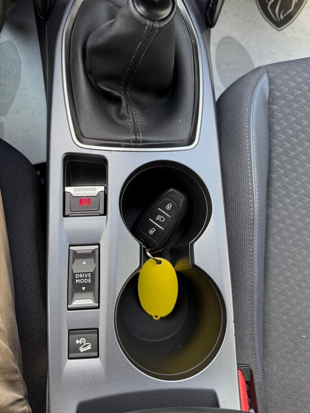 Peugeot 2008 BlueHDi 110 S&S Allure Pack