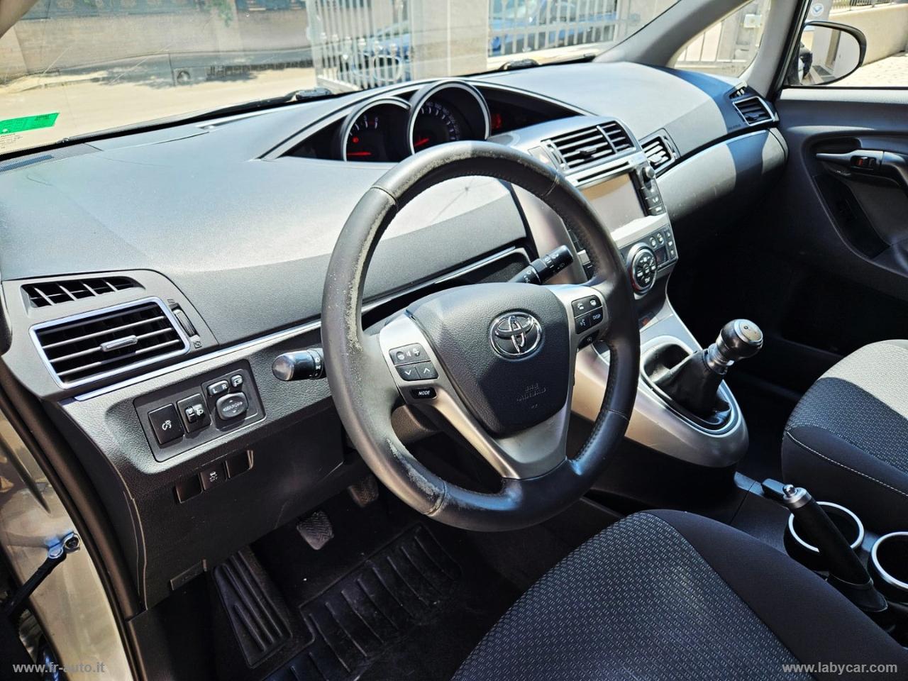 TOYOTA Verso 2.0 D Active 7 posti