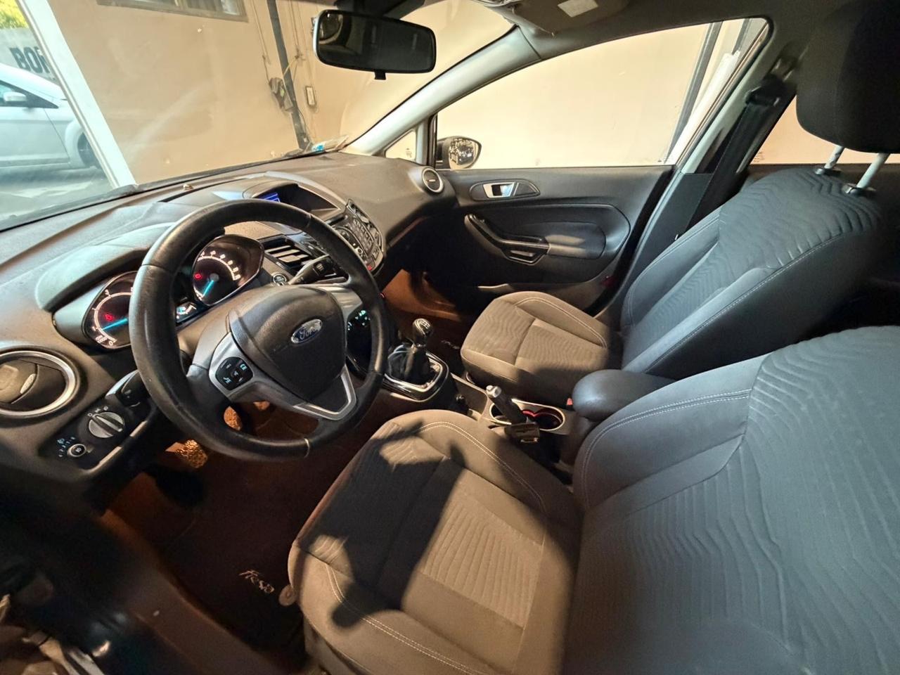 Ford Fiesta 1.5 TDCi 75CV 5 porte Titanium