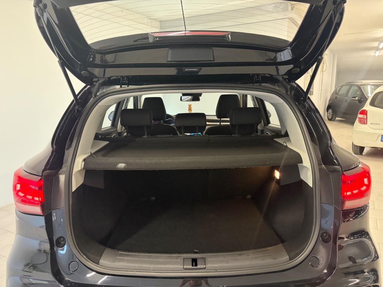 Mg ZS 1.5 Comfort Ps GPL 2025