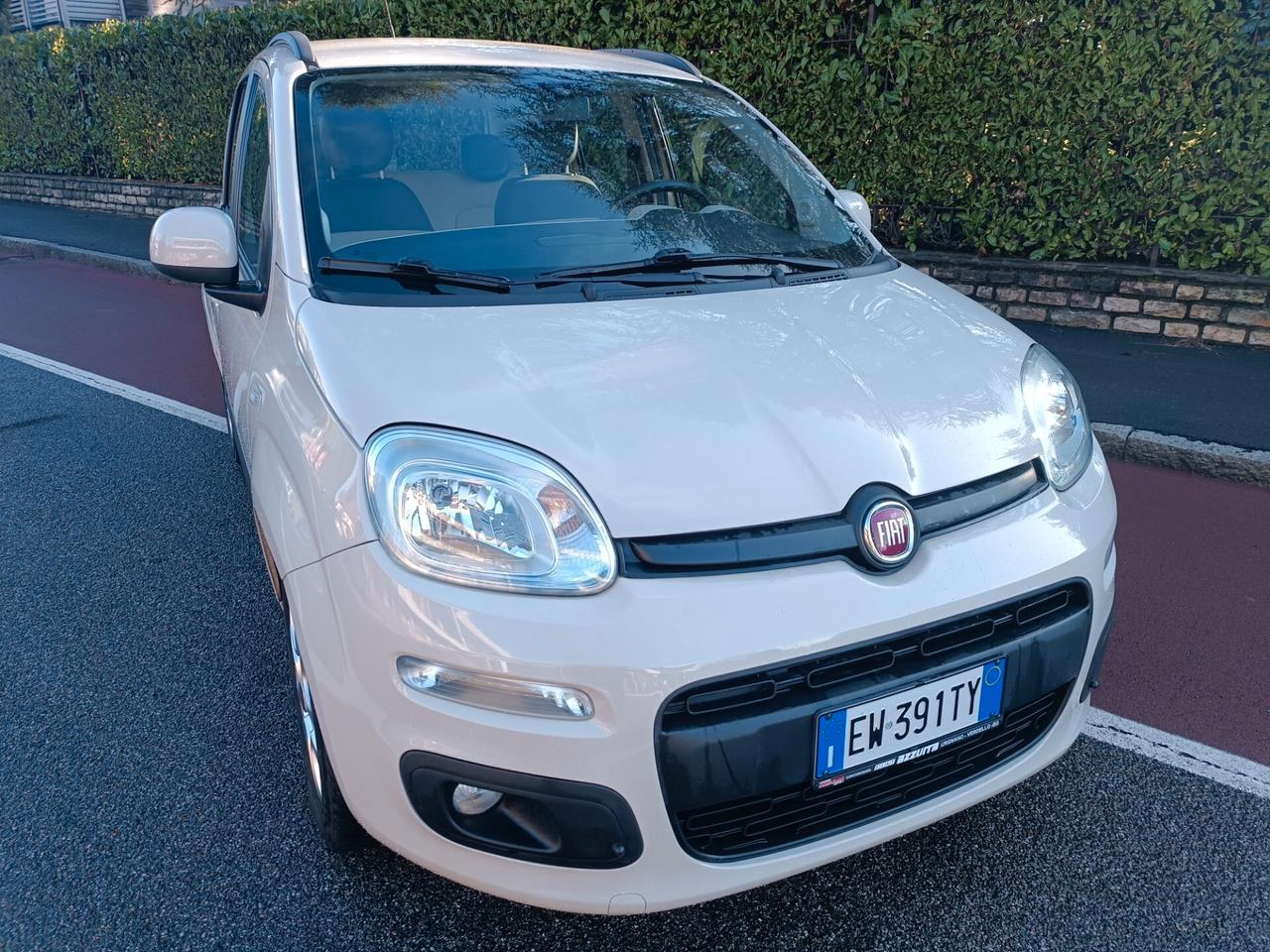 PANDA 1200 GPL LOUNGE UNIPROP CON----74000 KM------