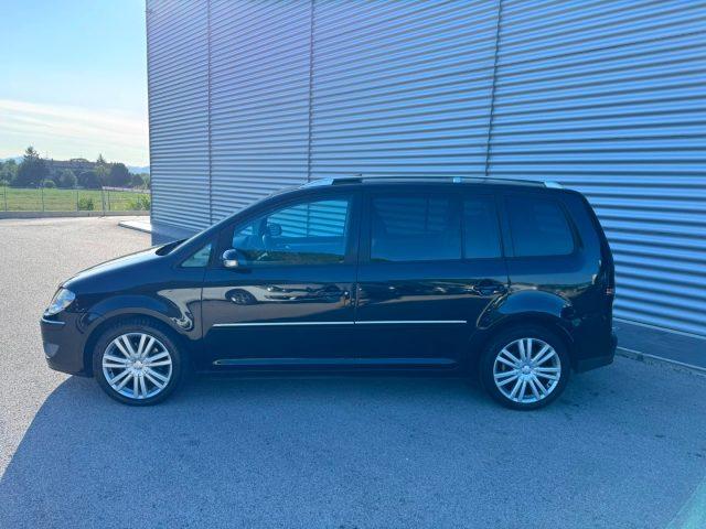 VOLKSWAGEN Touran 2.0 TDI DPF Highline 7 posti TETTO ok neopatentati