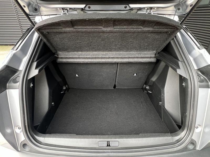 Peugeot 2008 PureTech 130 EAT8 Allure S/S 131cv