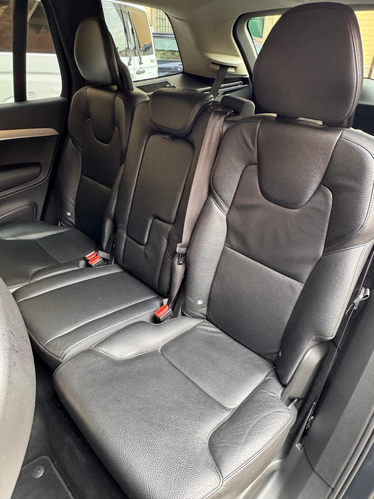 Volvo XC 90 B5 (d) AWD automatico 7 posti Momentum Pro