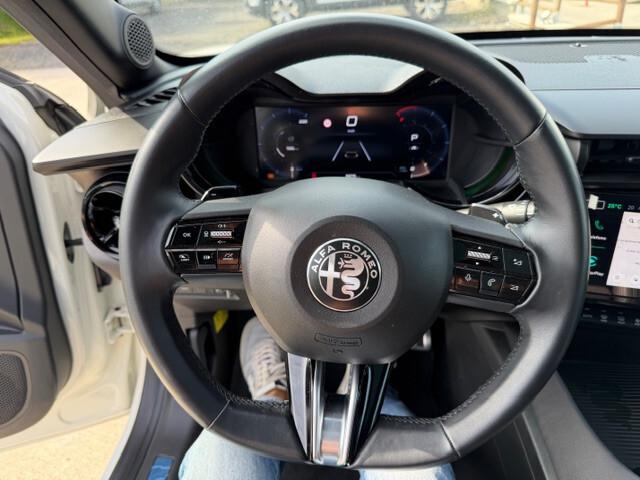 Alfa Romeo Junior 1.2 136 CV Hybrid eDCT6 Speciale