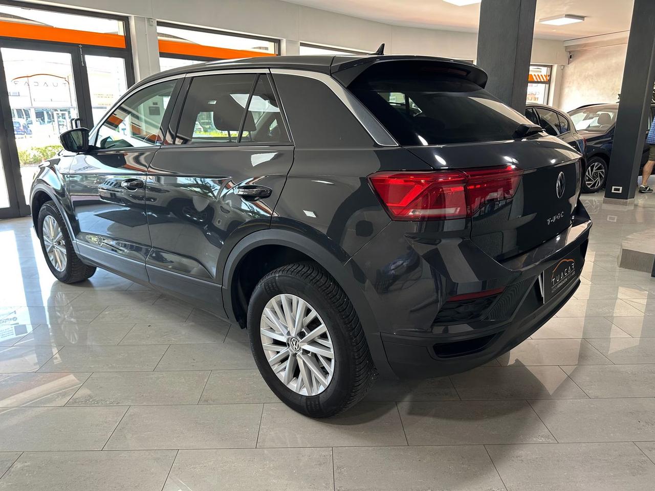 Volkswagen T-Roc Business 1.6 TDI #6023