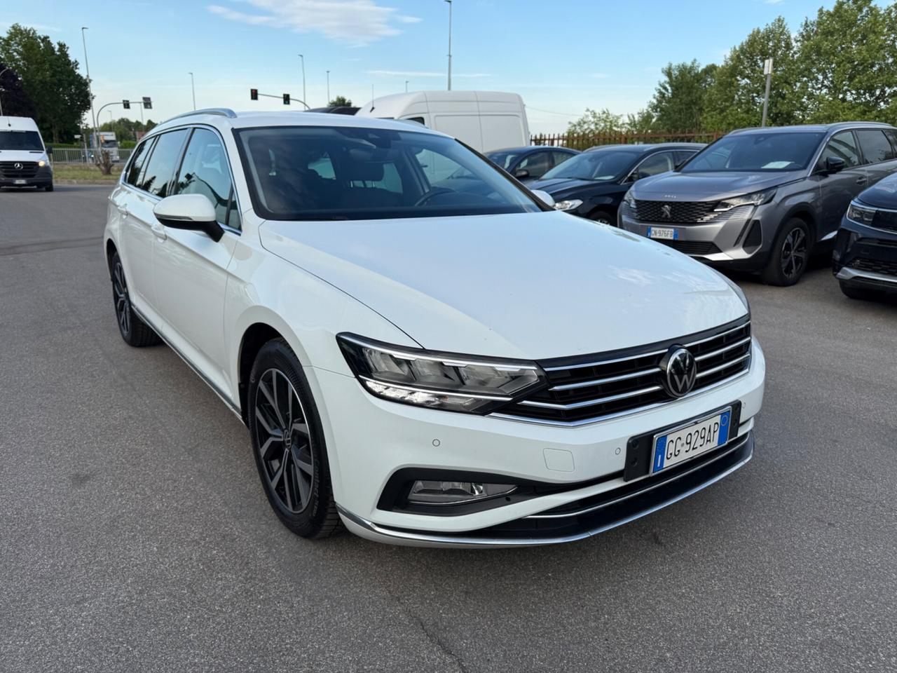 Volkswagen Passat Variant 2.0 TDI SCR 200 CV DSG Executive