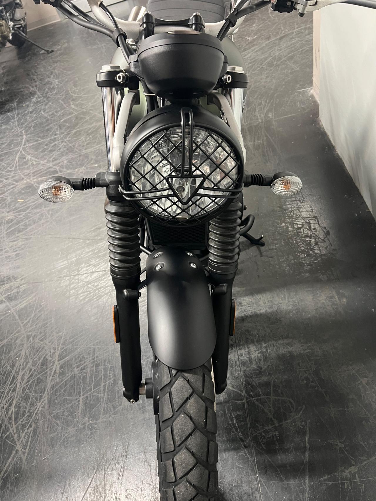 Triumph Street Scrambler 900