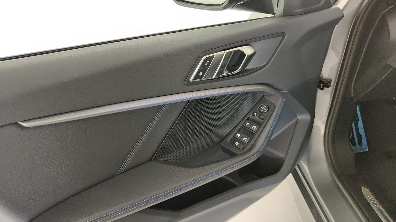 BMW Serie 1 F40 - 116d Msport auto
