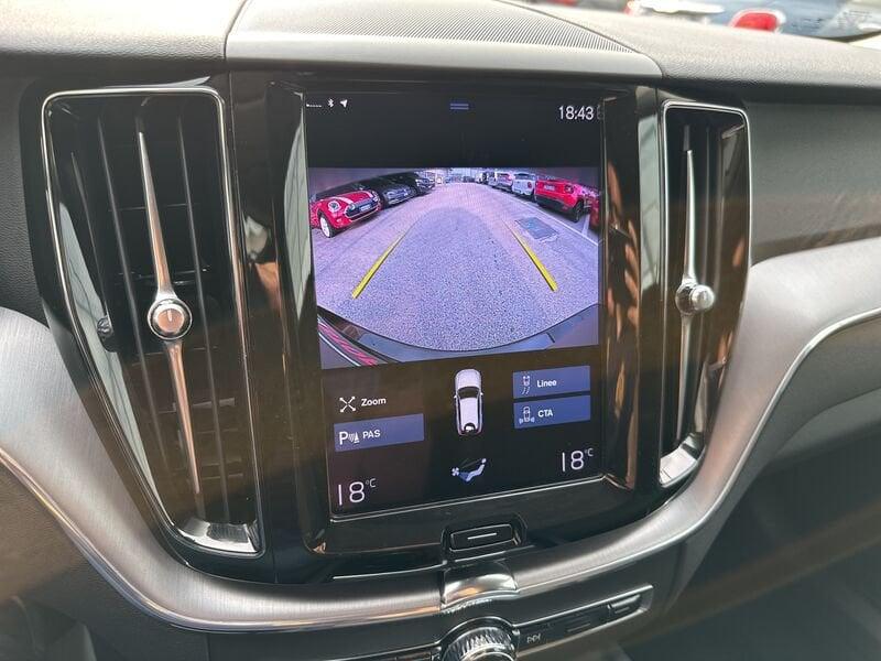 Volvo XC60 B4 AWD 211 Cv Geartronic Momentum Pro