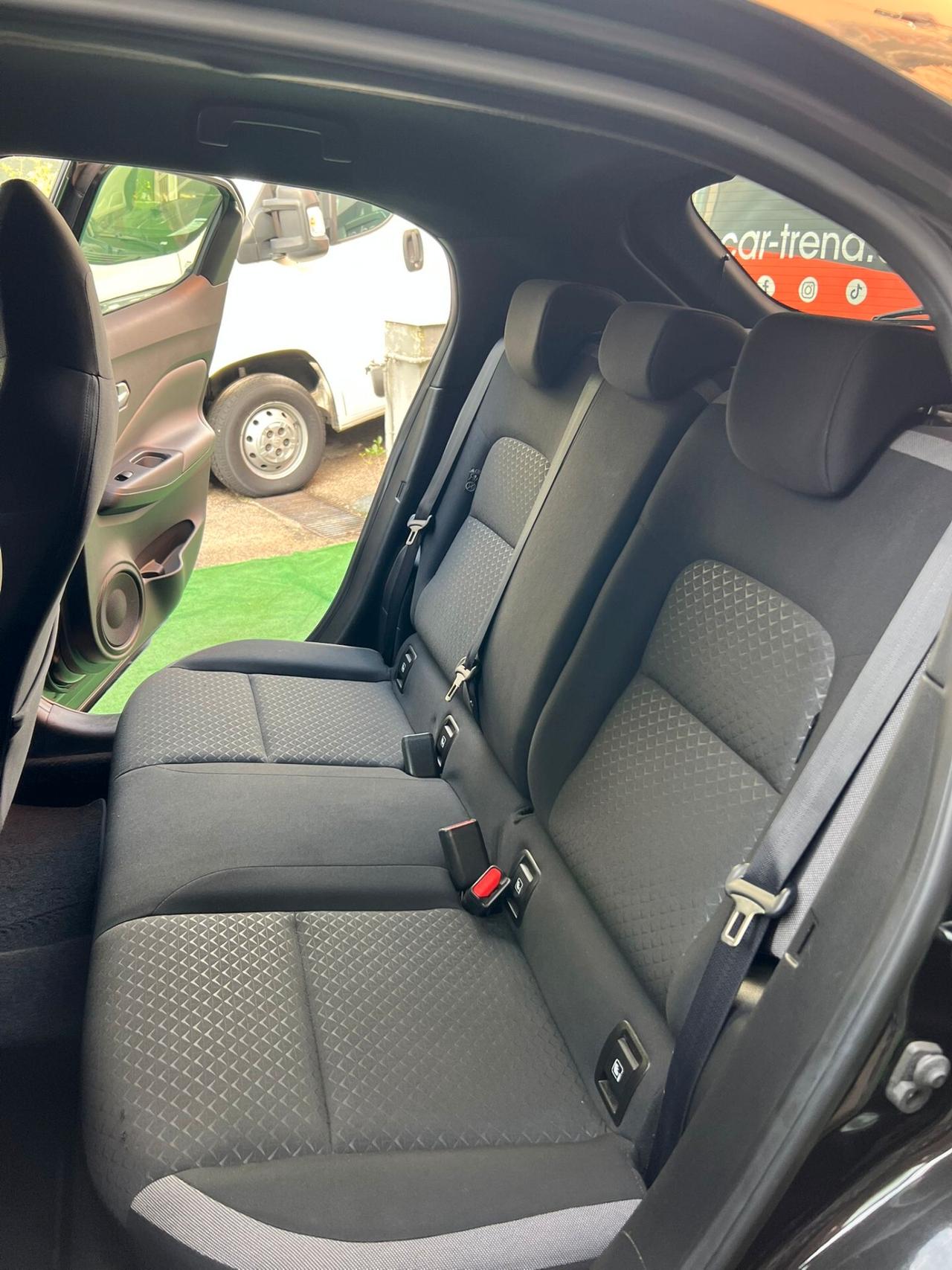 Nissan Juke 1.0 DIG-T 117 CV DCT N-Connecta