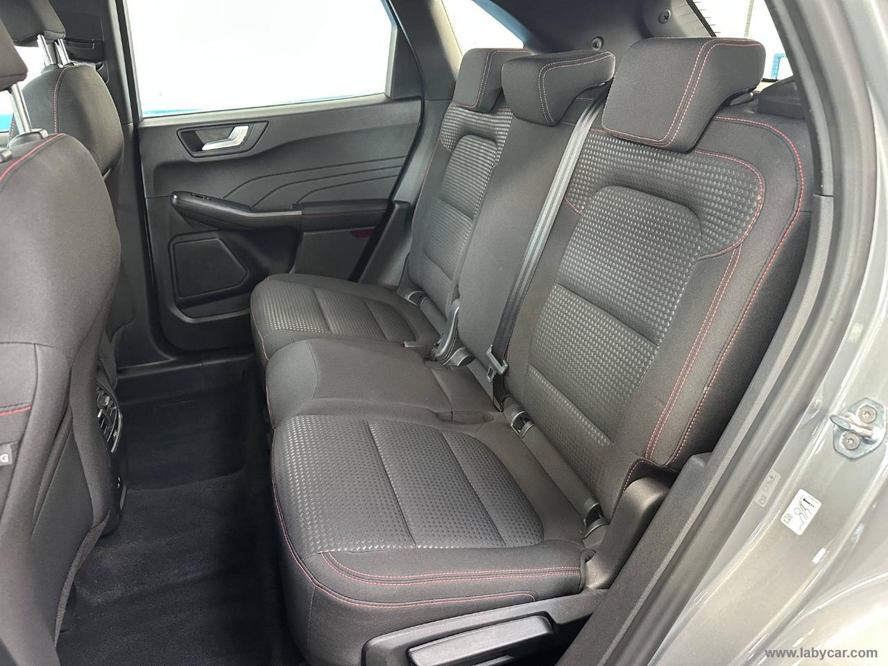FORD Kuga 2.5 Full Hybrid 190 CVT 2WD ST-Line