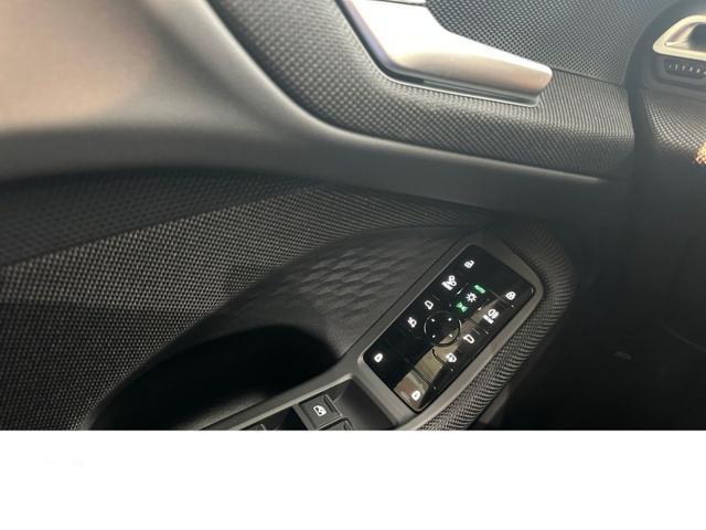 AUDI A5 Avant TDI 150 kW MHEV+ S tronic S Line RATA 799 ?