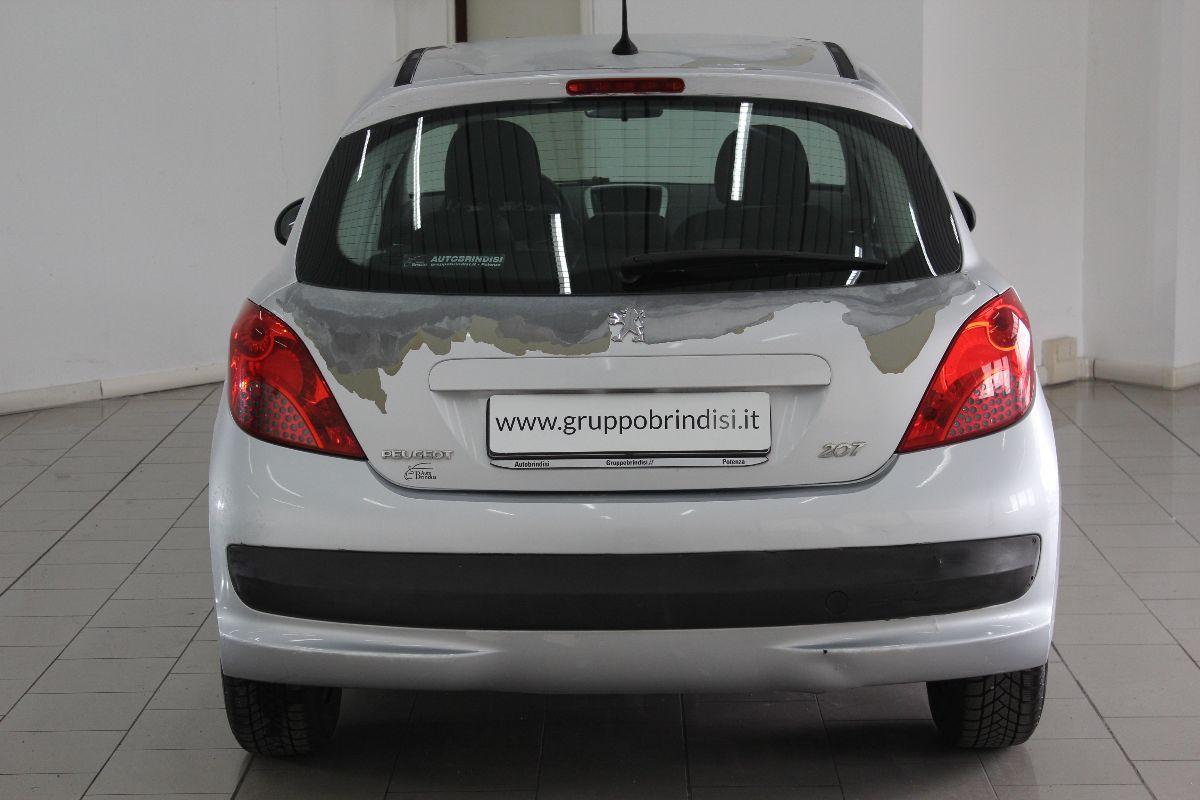 PEUGEOT - 207 - HDi 70CV 5p. X Line