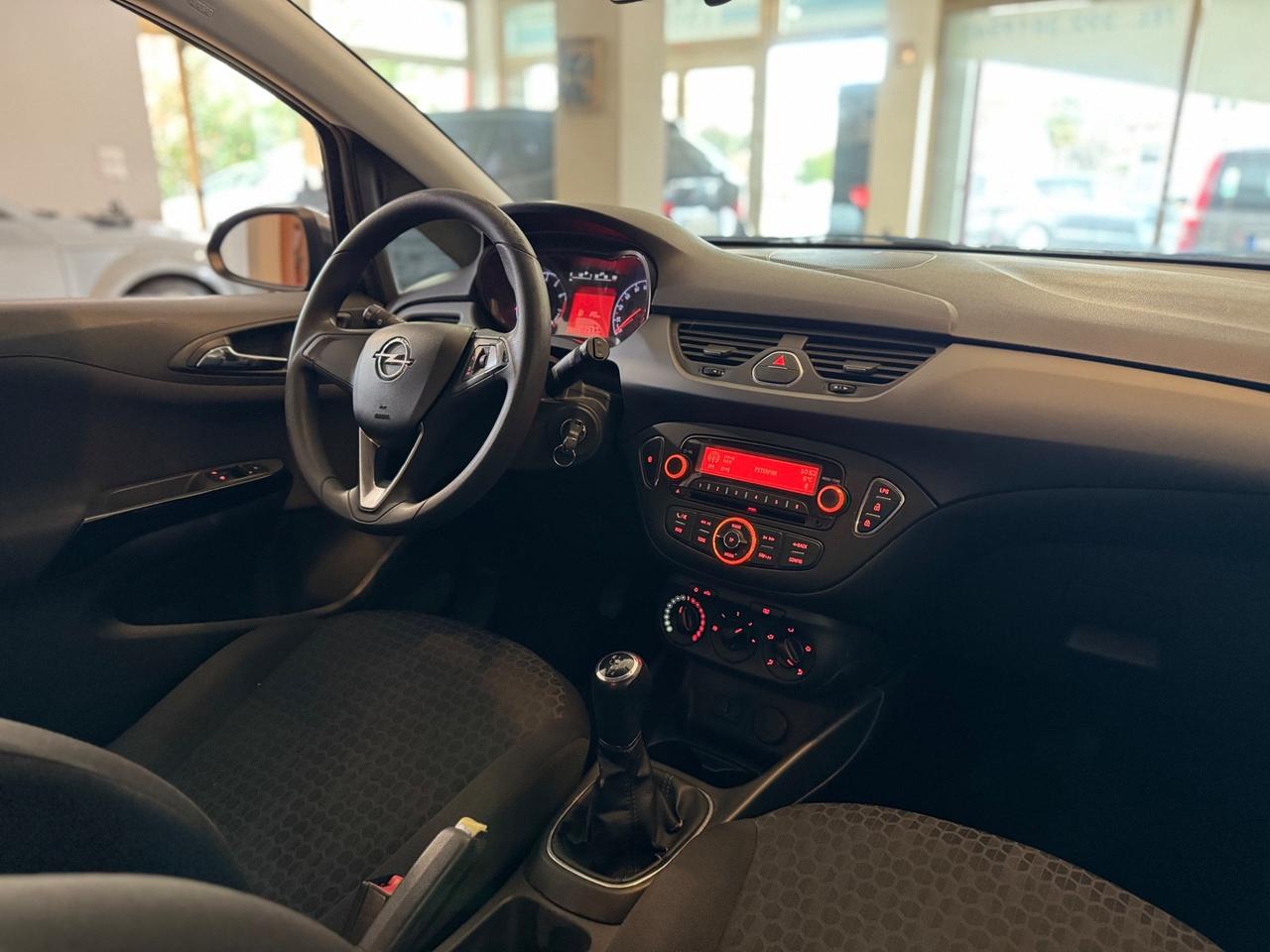 Opel Corsa 1.4 90CV GPL Tech Coupé b-Color