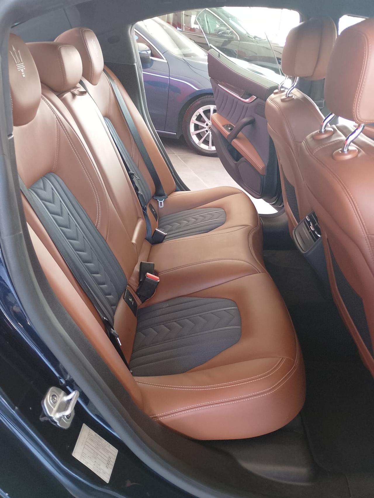Maserati Ghibli V6 Granlusso