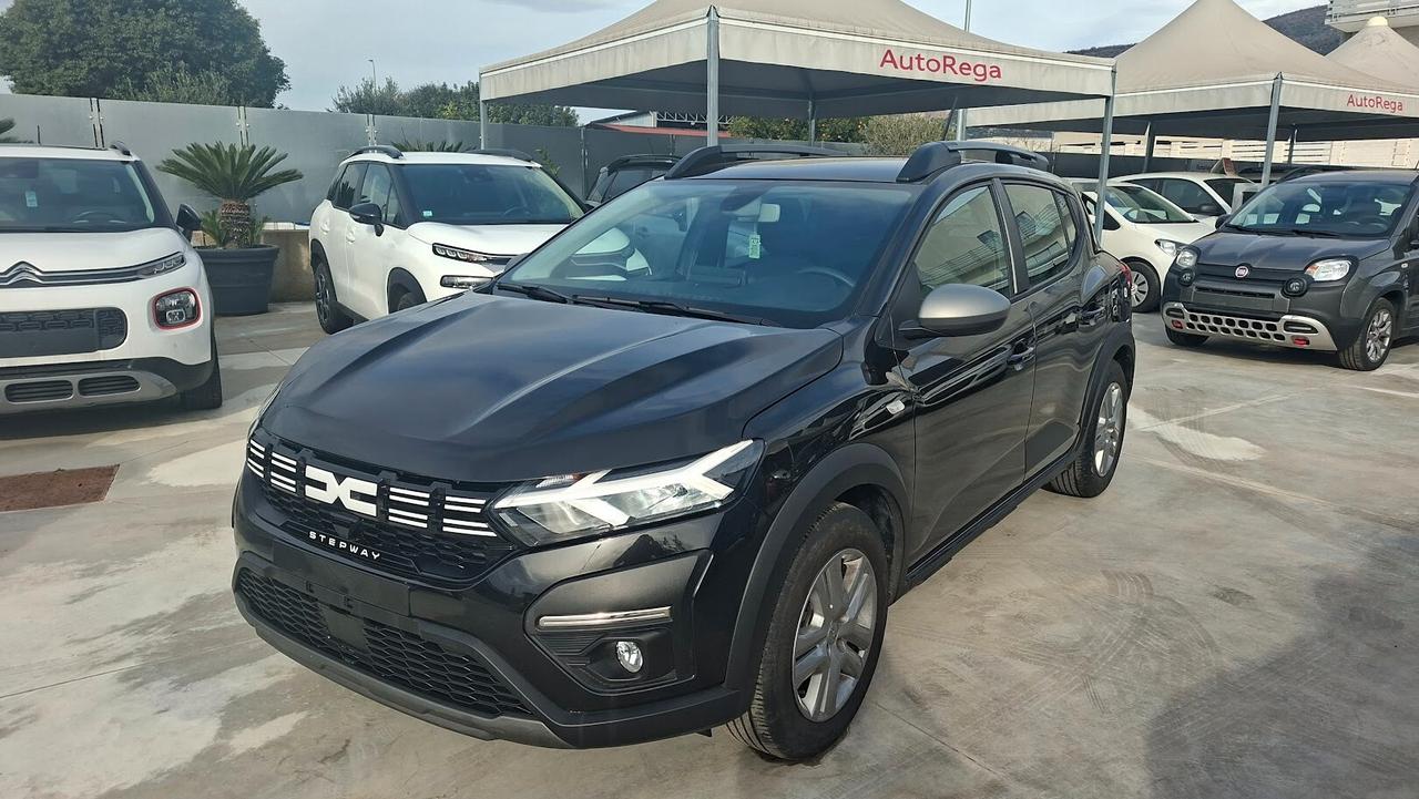 Dacia Sandero Stepway 1.0 GPL di serie 2023