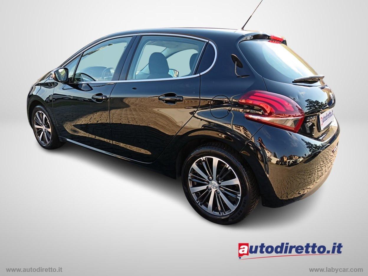 PEUGEOT 208 PureTech 82 5p. Allure