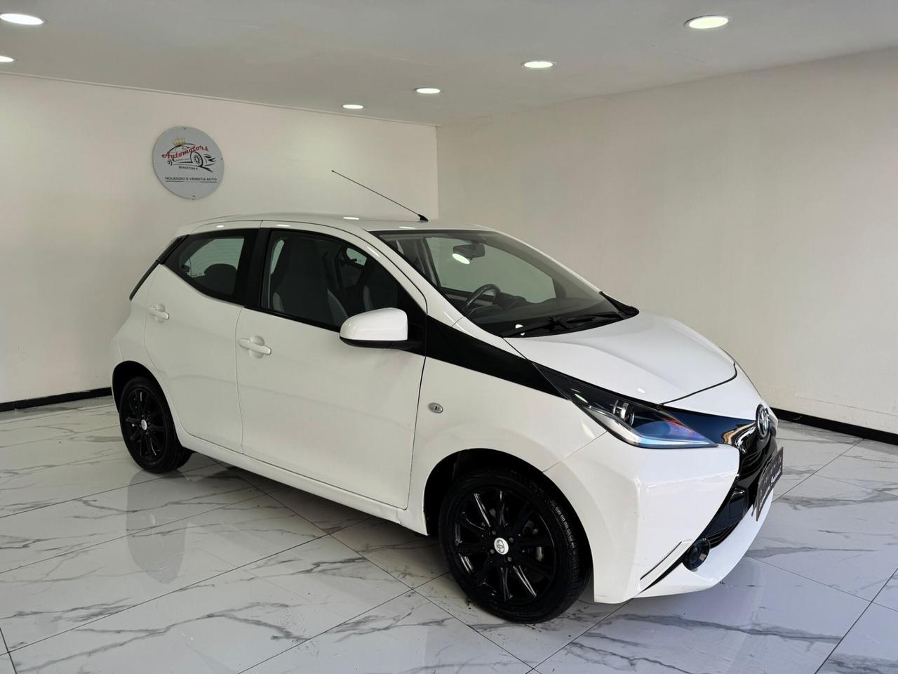 Toyota Aygo 1.0 VVT-i 69 CV 5 porte -TELECAMERA-GARANTITA-2017