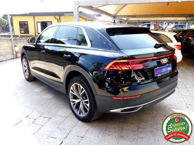 AUDI Q8 45 TDI quattro tiptronic Sport