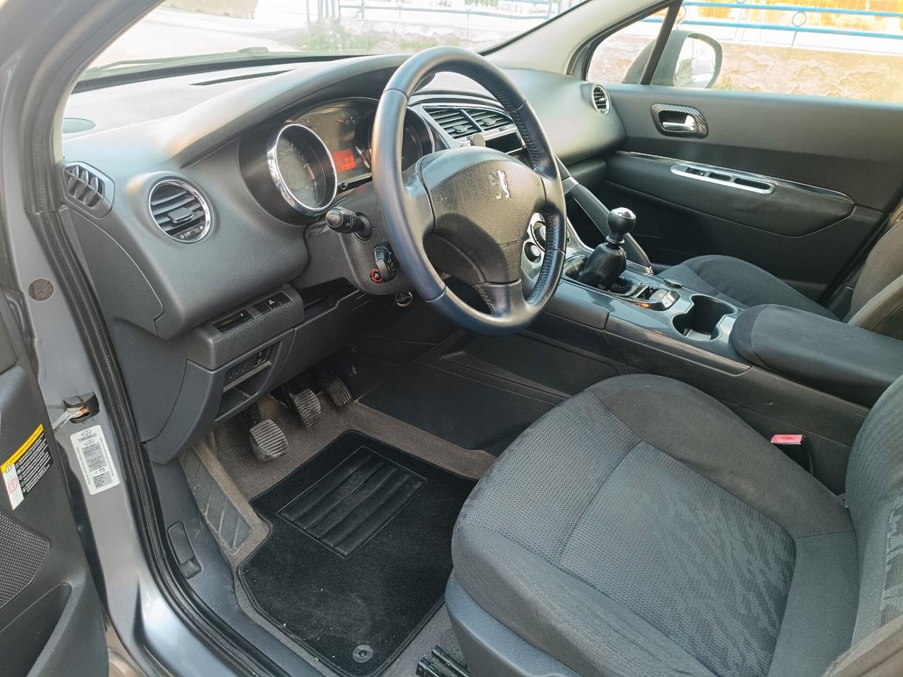 Peugeot 3008 1.6 HDi 112CV Allure