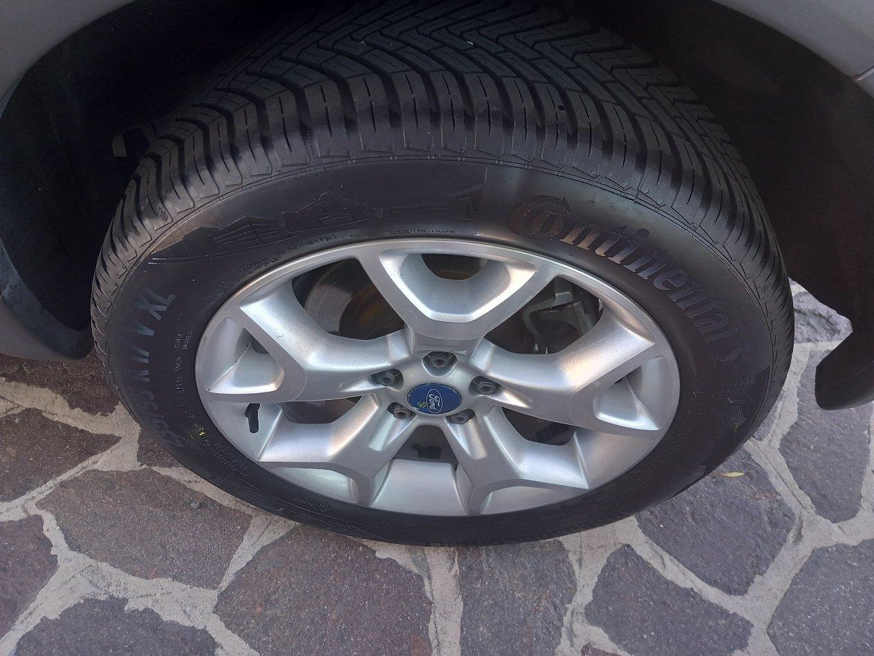 Ford Kuga 2.0 tdci Titanium 4wd 136cv dpf