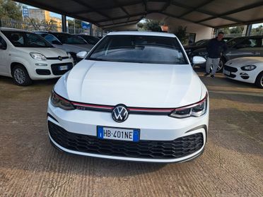 Volkswagen Golf GTI 2.0 TSI