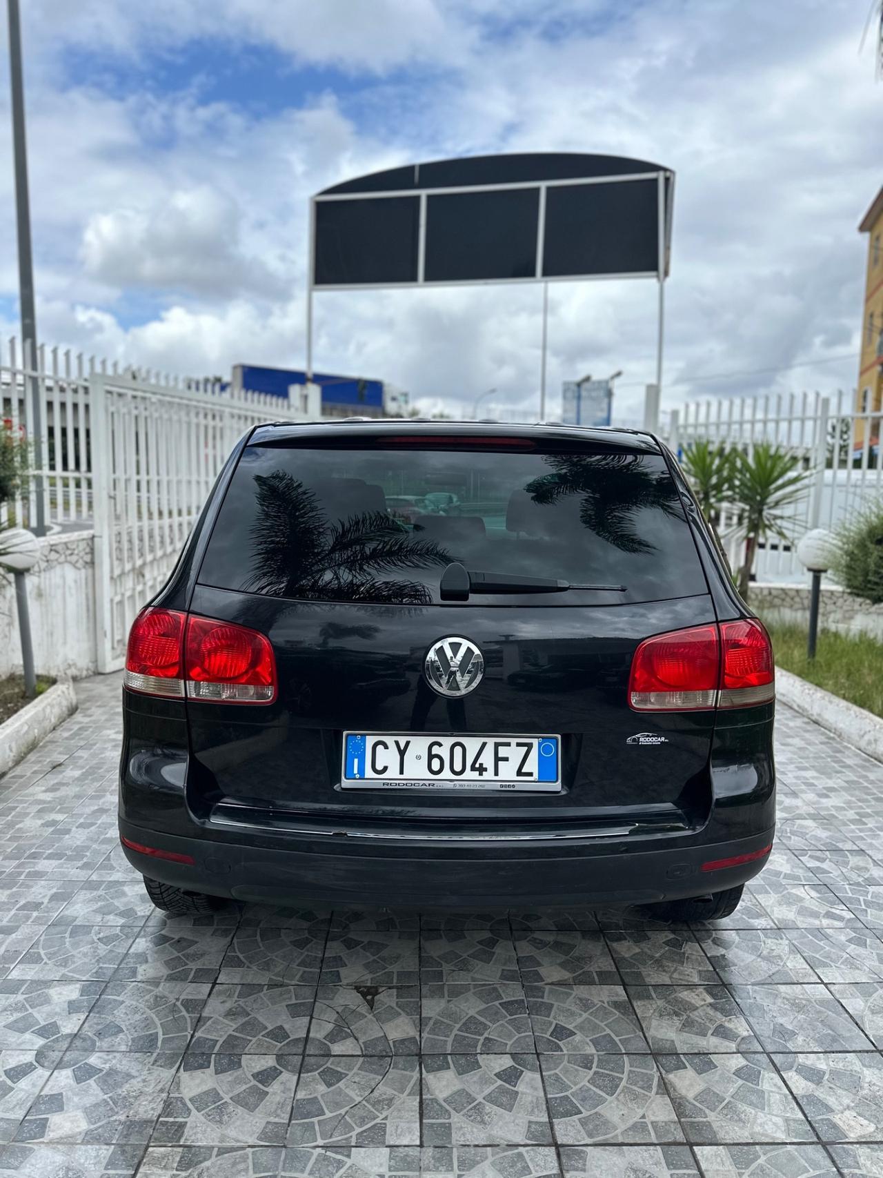 Volkswagen Touareg