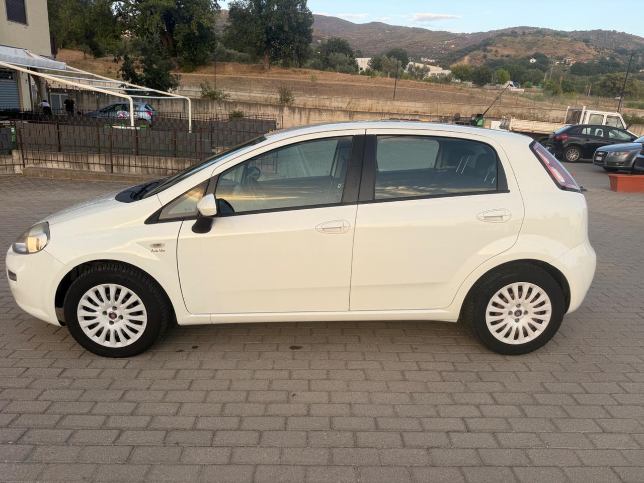 Fiat Punto 1.3 MJT II 75 CV 5 porte