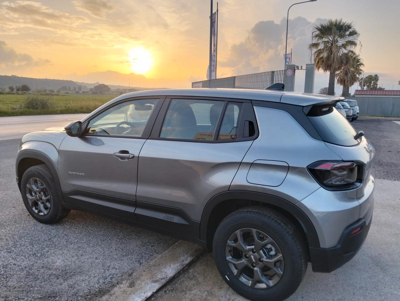 Jeep Avenger 1.2 Turbo 100 CV MHEV Longitude