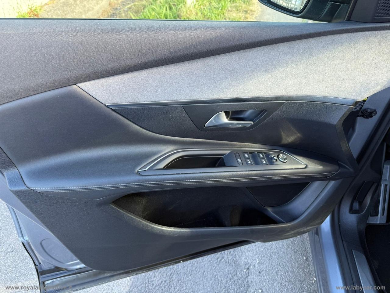 PEUGEOT 3008 BlueHDi 130 S&S EAT8 GT Line