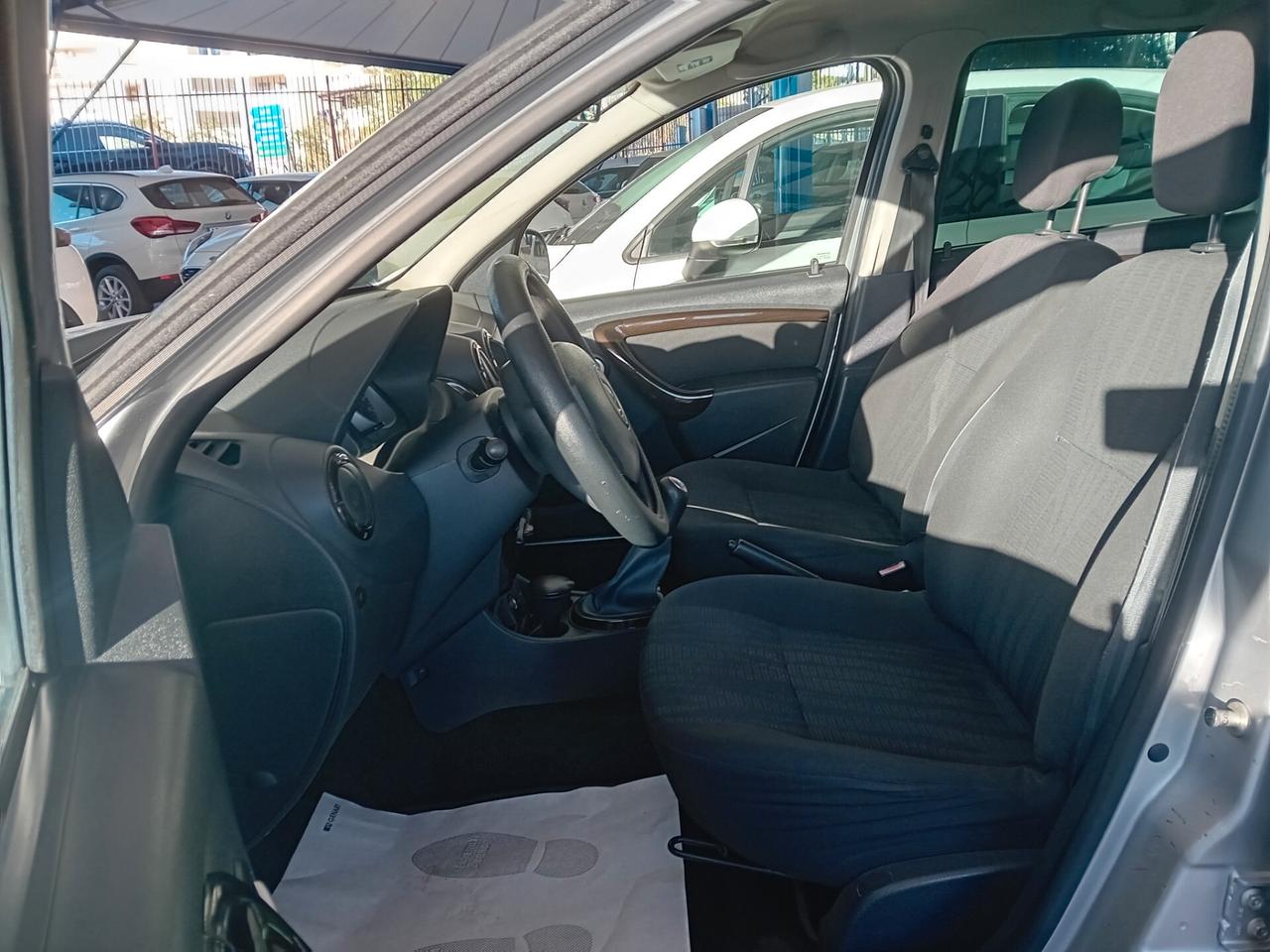 Dacia Duster 1.6 BENZ.
