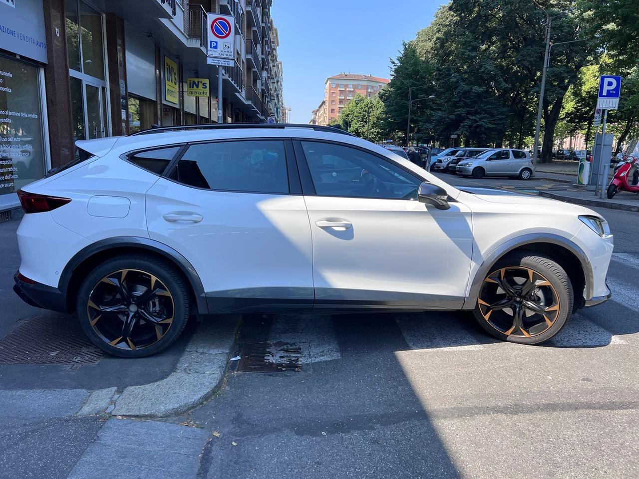 Cupra Formentor 1.4 e-HYBRID PHEV 204CV *TETTO APRIBILE* Tribe Edition #5884