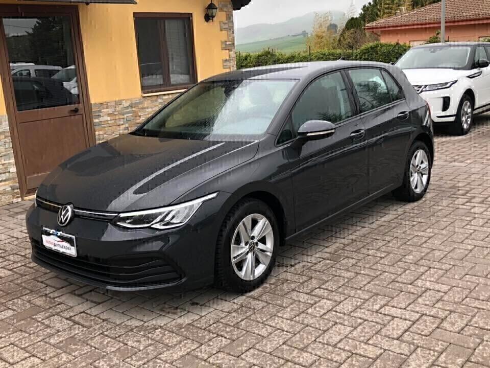 Volkswagen Golf 8 2.0 TDI 116 cv 2021 navi nuova